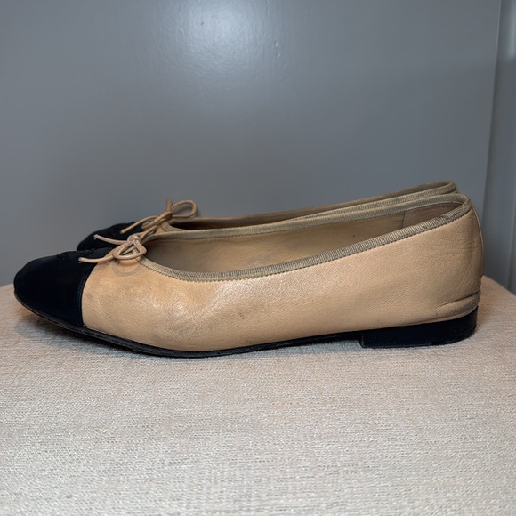 Chanel Ballerina Flats - Picture 2 of 8